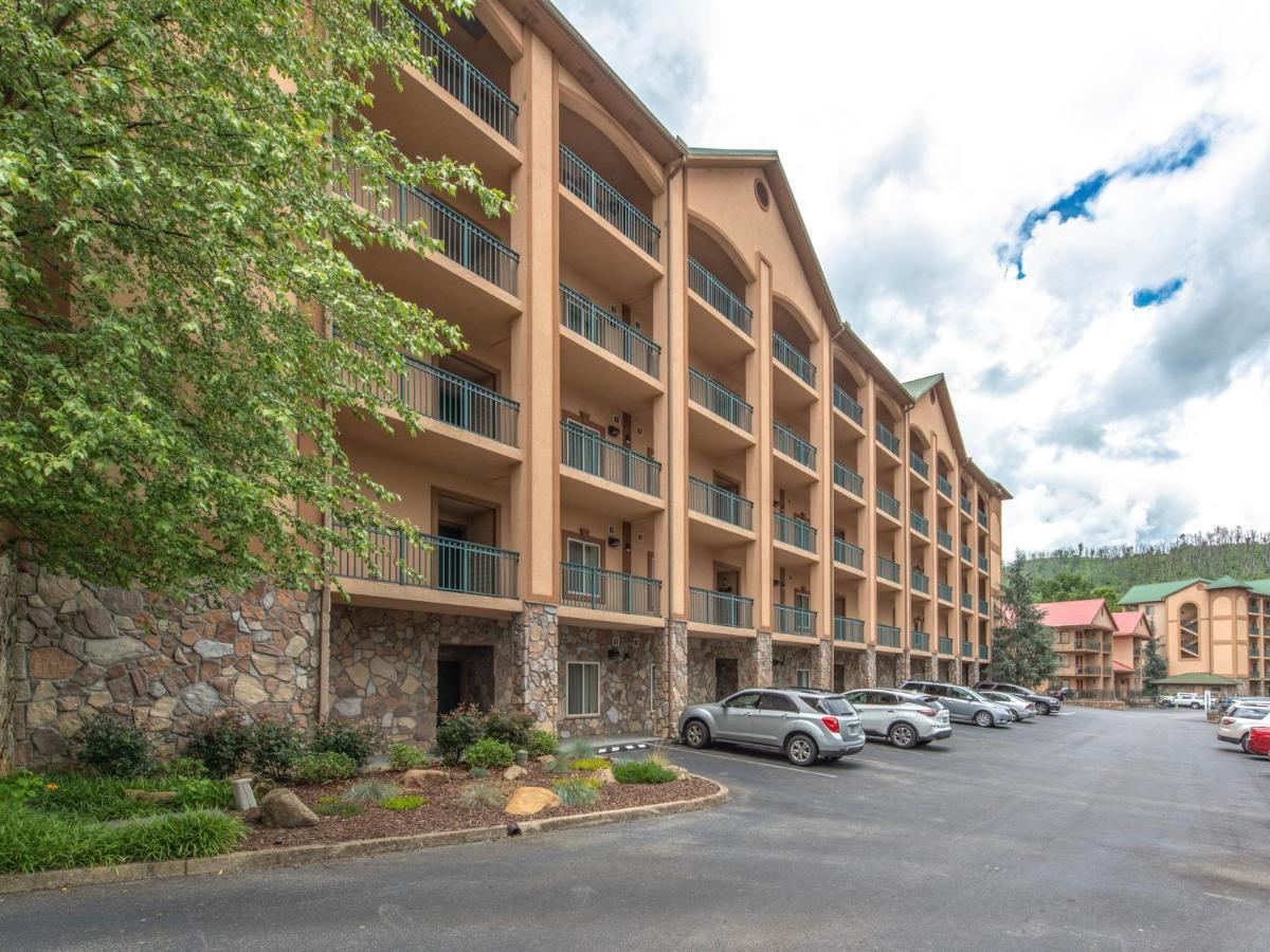 City Bear, 2Br, Pool, Spa, Downtown Gatlinburg, Sleeps 6 Apartment Exterior photo