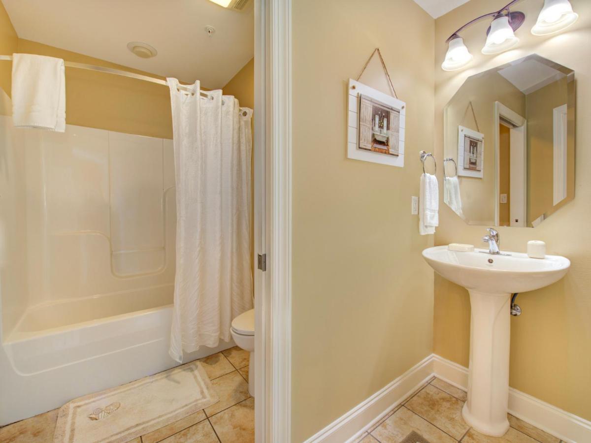 City Bear, 2Br, Pool, Spa, Downtown Gatlinburg, Sleeps 6 Apartment Exterior photo